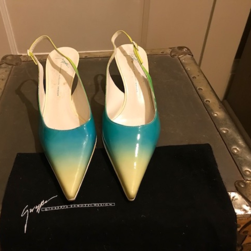 Giuseppe Zanotti neon slingback pumps - Picture 2 of 5